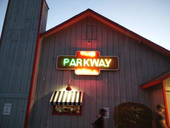 Parkway Grill on Central Freeway